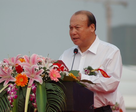 卢志(zhì)强董事長(cháng)致辞