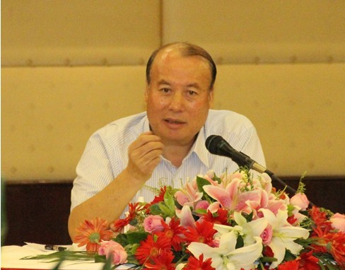 泛海集团党委书记卢志(zhì)强同志(zhì)发表讲话
